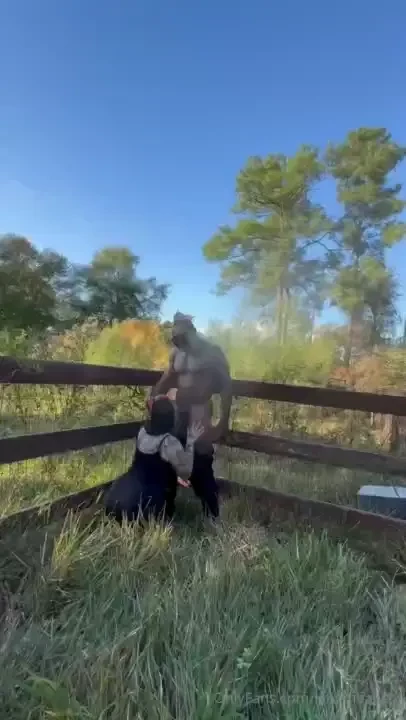 Got head from a vampire with 2 tongues 