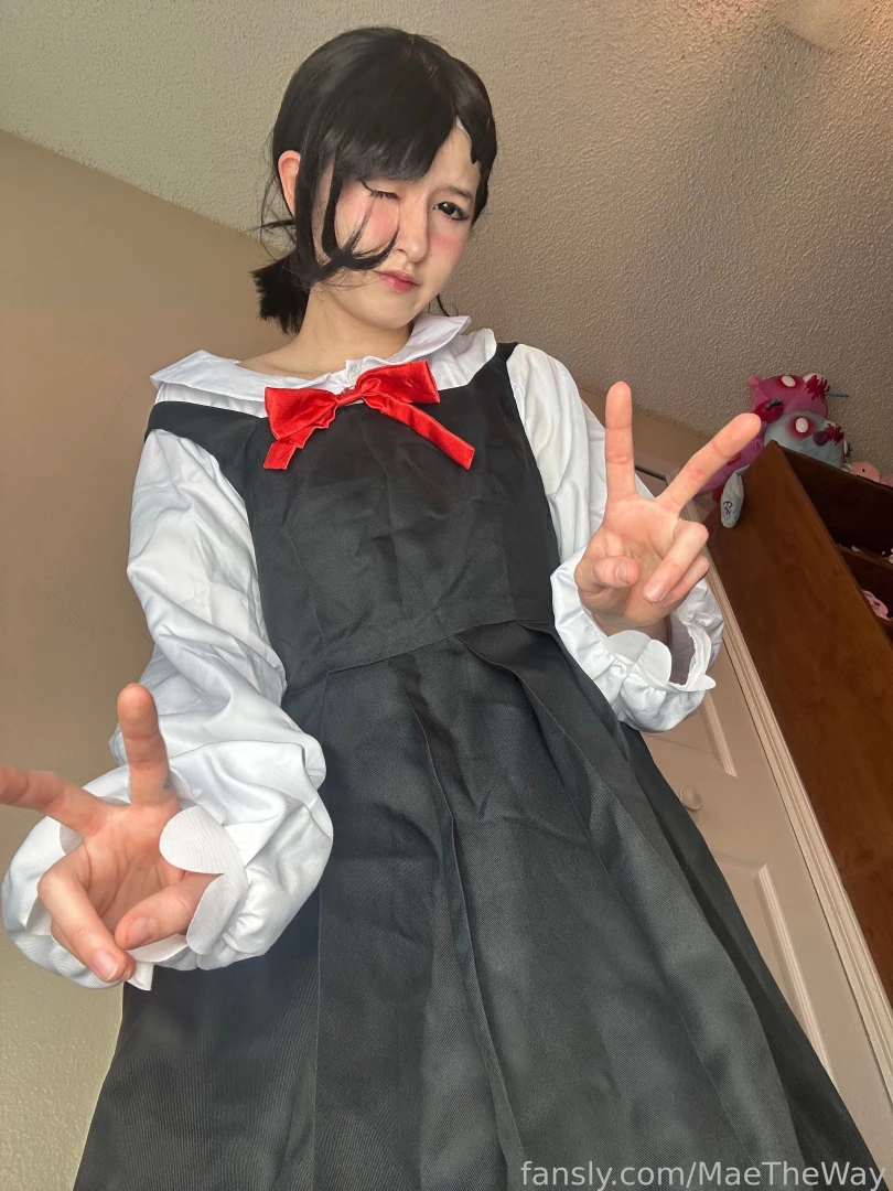 Hi guys sorry for being a bit inactive just cosplayed kobeni hope you part 32 