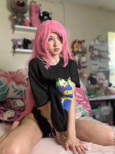 Finally posting a cosplay princess bubblegum with her favorite shirt part 40