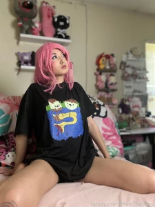 Finally posting a cosplay princess bubblegum with her favorite shirt part 11