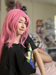 Finally posting a cosplay princess bubblegum with her favorite shirt part 12