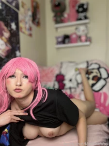 Finally posting a cosplay princess bubblegum with her favorite shirt part 5