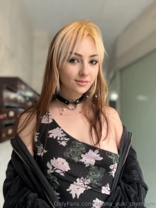 Woke up with a very naughty idea should i show you