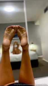 Rate my pose be kind to momma