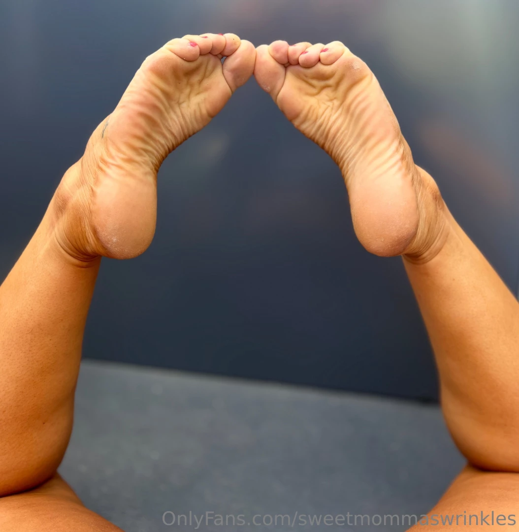 The thought of you squeezed between these legs has momma all hot 