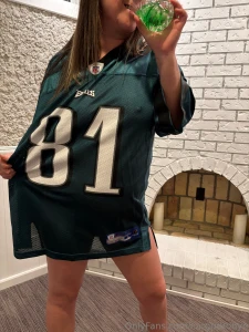 Super bowl special i m not normally an eagles fan but i threw on one part 1