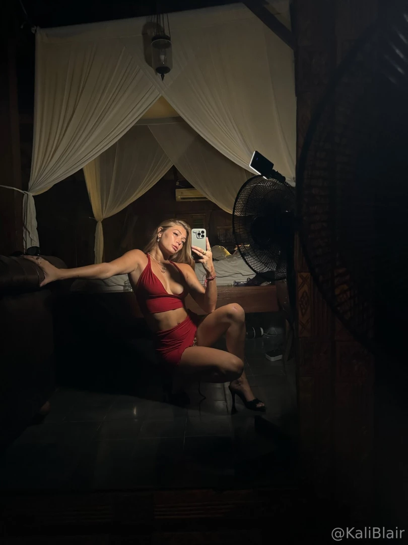 Would you cum and join me in the dark 