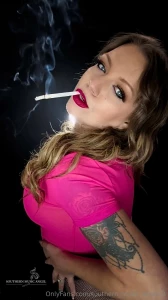 See the full set now and a sexy short tomorrow on vip