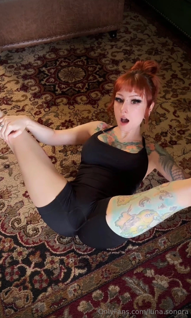 Do some morning yoga with mommy part 3 