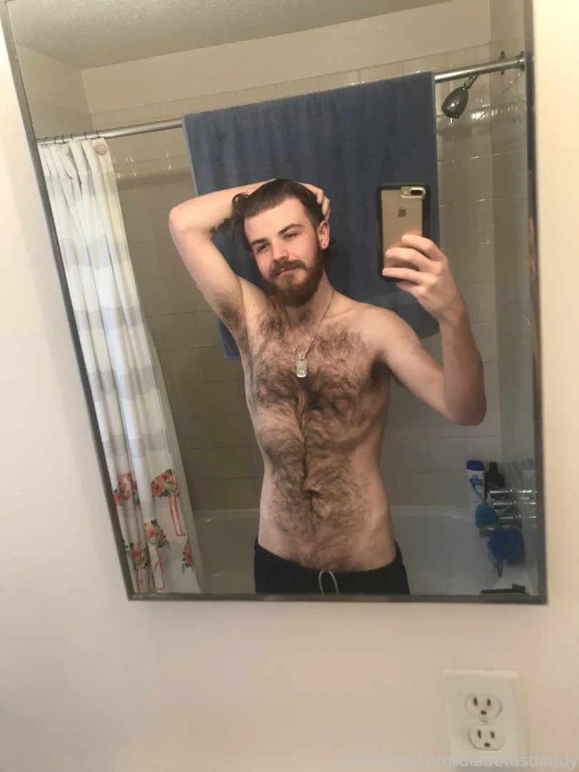 Feel like shit today but still look daddy as fuck 