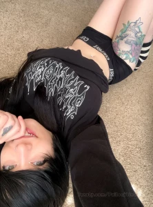 Annnd heres a preview of tomorrows set bc i feel bad abt not posting