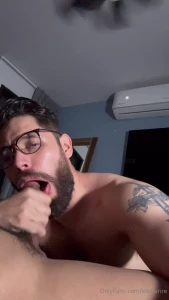 Pr stame la tuya let me borrow yours