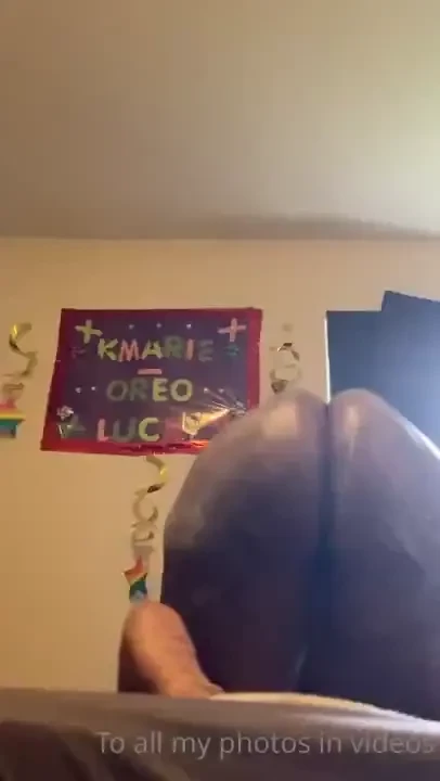 Mmm baby you like that ass 