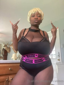 Let me know if y all love this