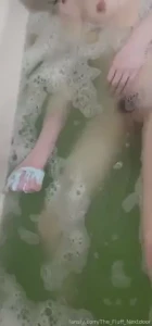 Did you know demon hunter bath bombs make a weird green color question