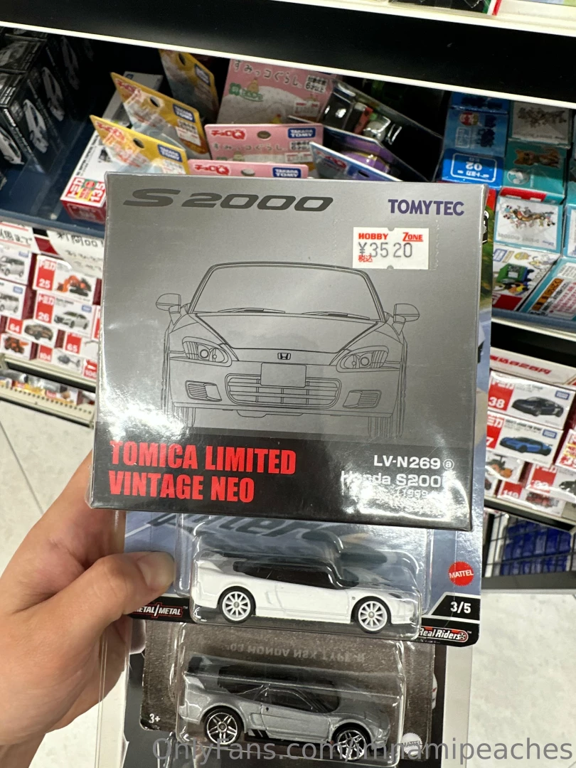 Loook at my finds today part 2 