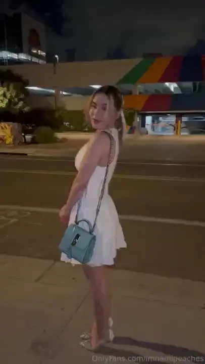 I got embarrassed because people were walking by when i filmed this 