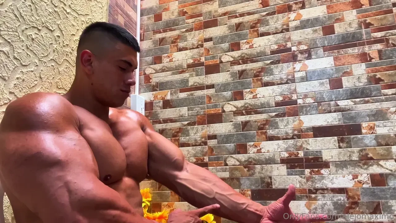 My chest is popping out because of how big it is the full version is 