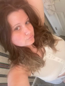 Morning babes back and horny