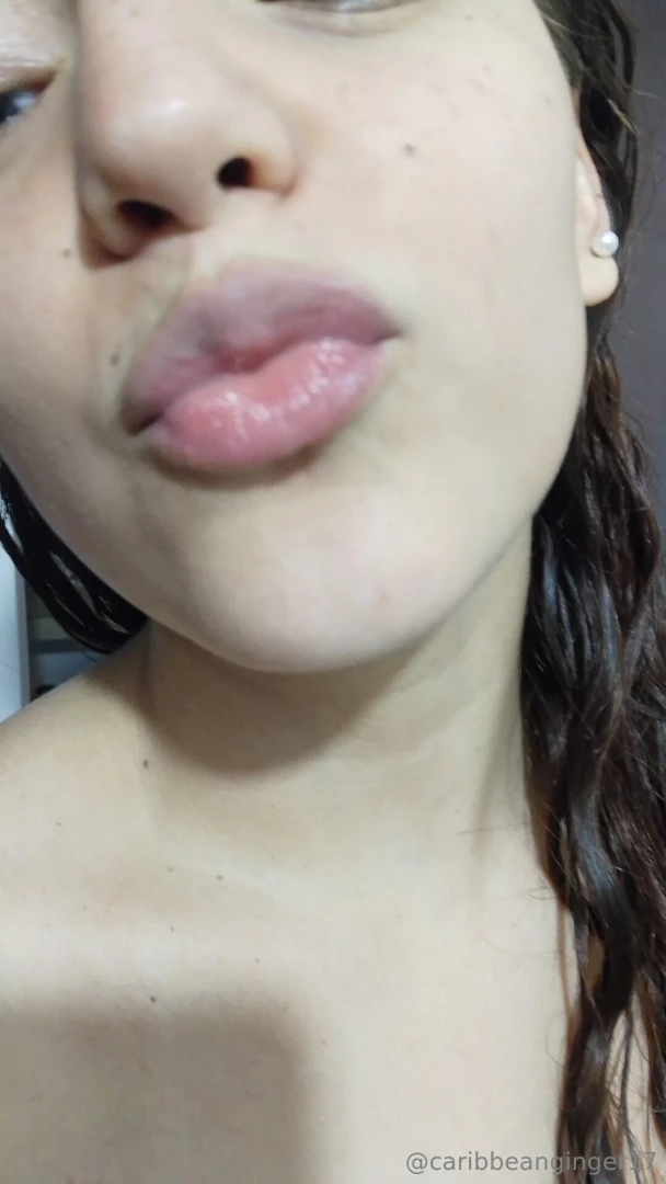 Wet kisses for my daddy 