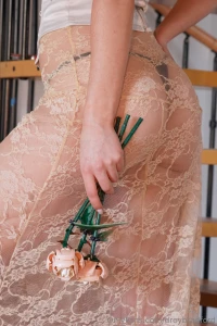 She doesn t want flowers she wants lego roses i ll be going live part 4