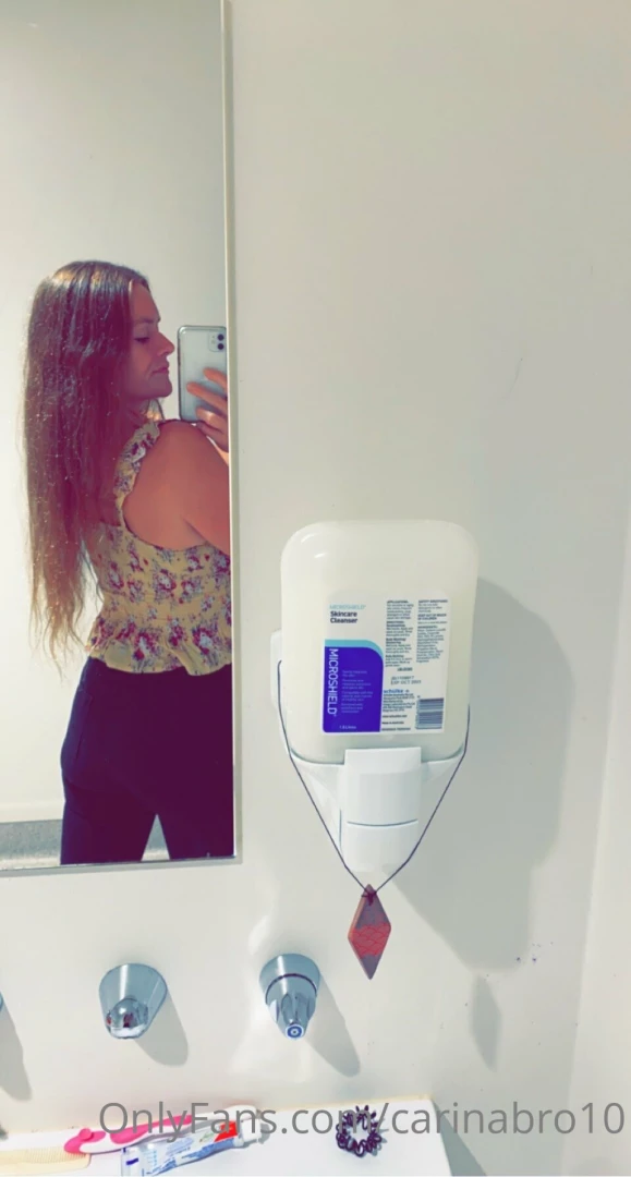 Peachy in my jeans this morning x 