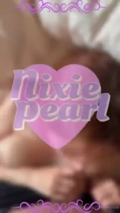 Hey sweet pea wanna see me eating ur cock and having my boobs wrapping