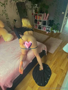 Only tip 23 for both pics and a 1 20 min clip if you have sent the tip