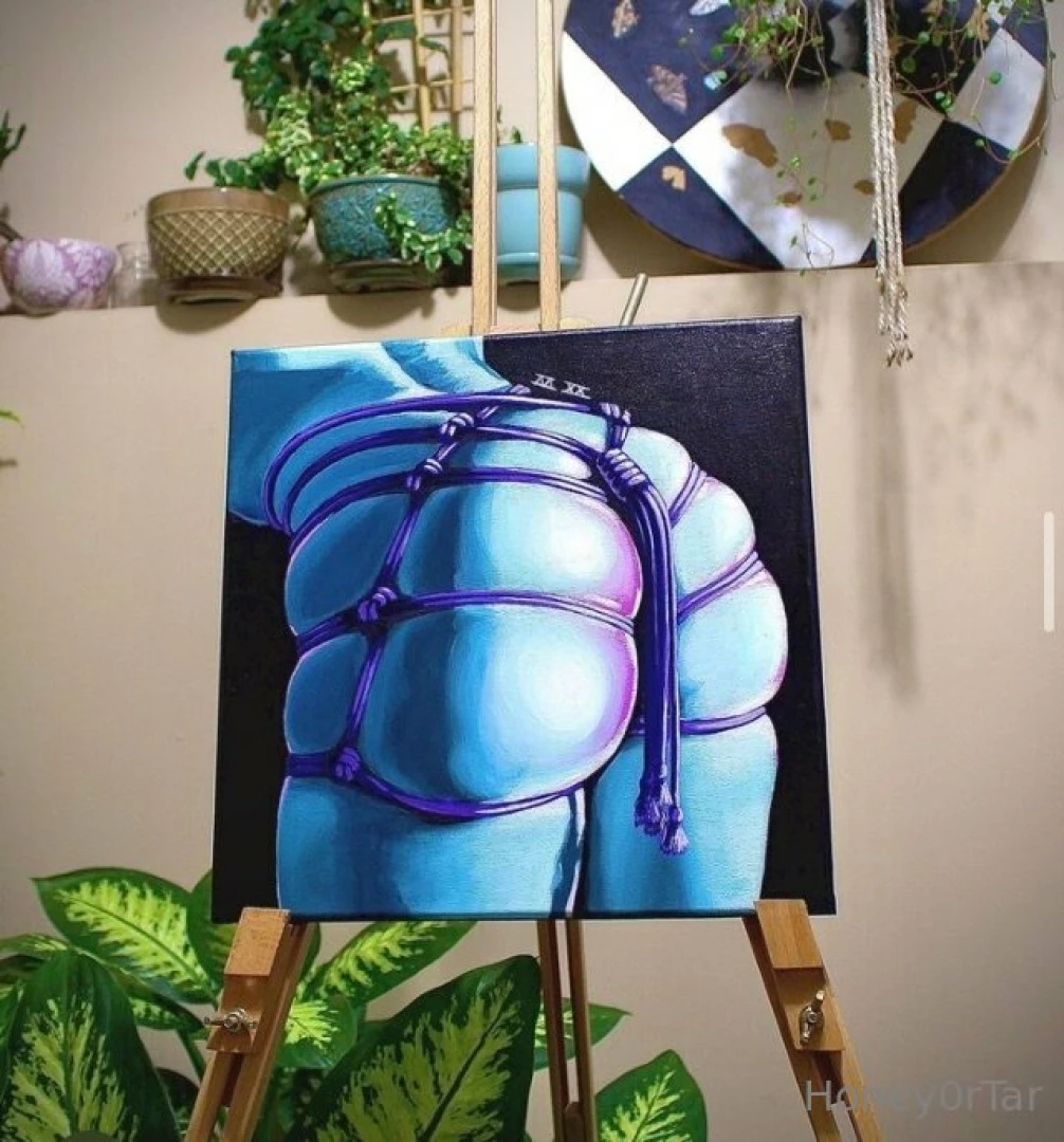 Ahhh you guys someone bought one of my paintings off of my etsy ive 