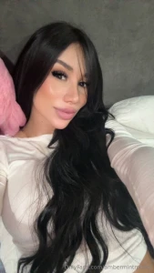 If i pulled my hair to the side and exposed my neck would you take the