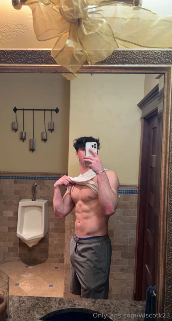 Early morning workout which do you prefer calf-raise or d ck-raises 