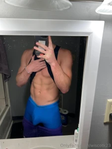 I m in control but i ll let you watch