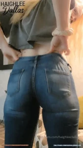 New ass in jeans ppv video is available dm me for it part 1