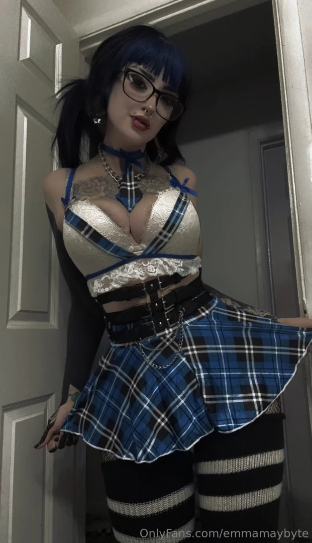 College girl post incoming 