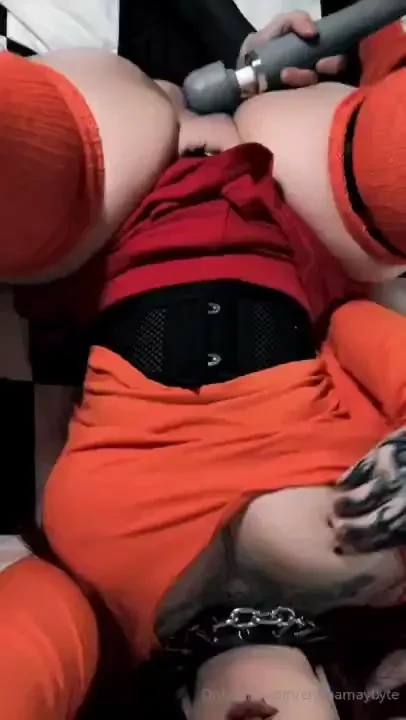 Jinkies i can t wait to drain your balls on my mouth if you would like 