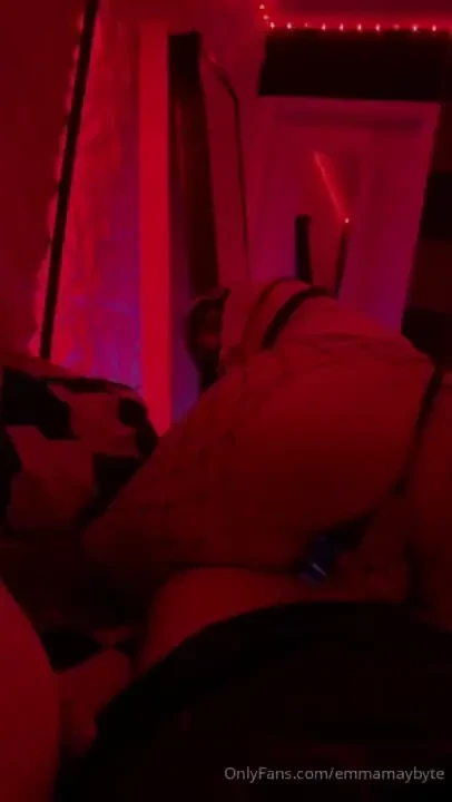 Love when you cum on my pussy 