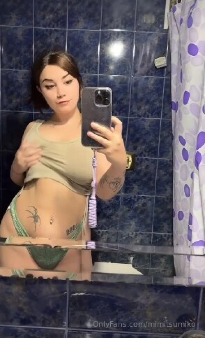 Would you sneak to my bathroom really quick 