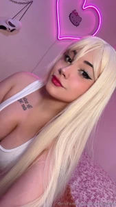 Tell me how is your summer going lt 3