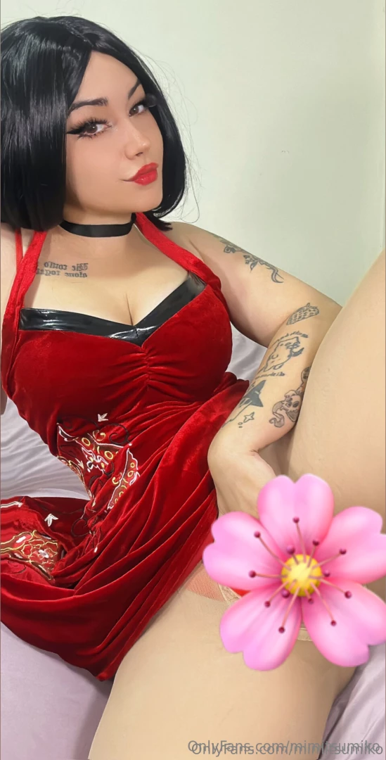 I think this cosplay match to me quite a lot you agree with me owo 