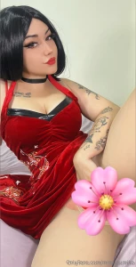 I think this cosplay match to me quite a lot you agree with me owo