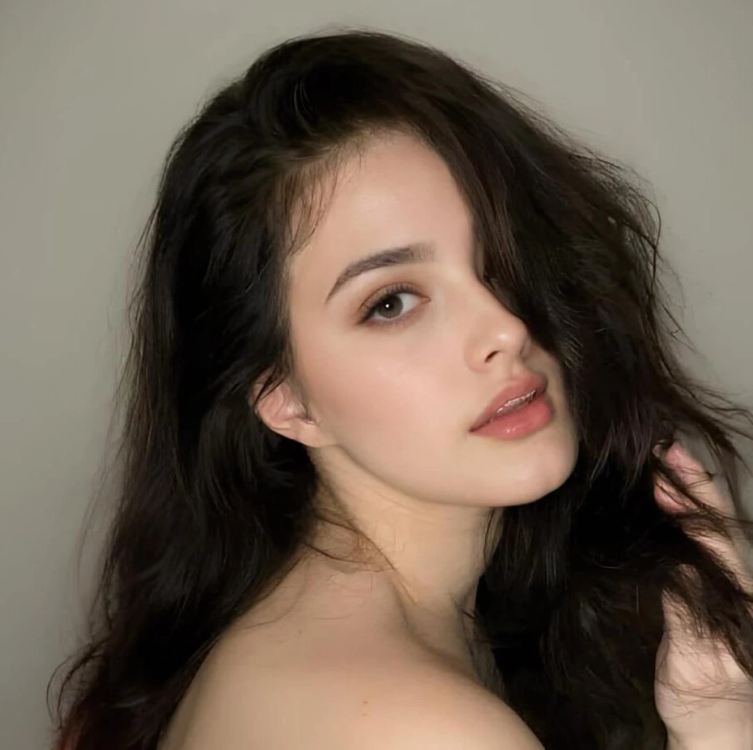 Free subscription today only on anya_sharkk always horny and wet bunny part 18 