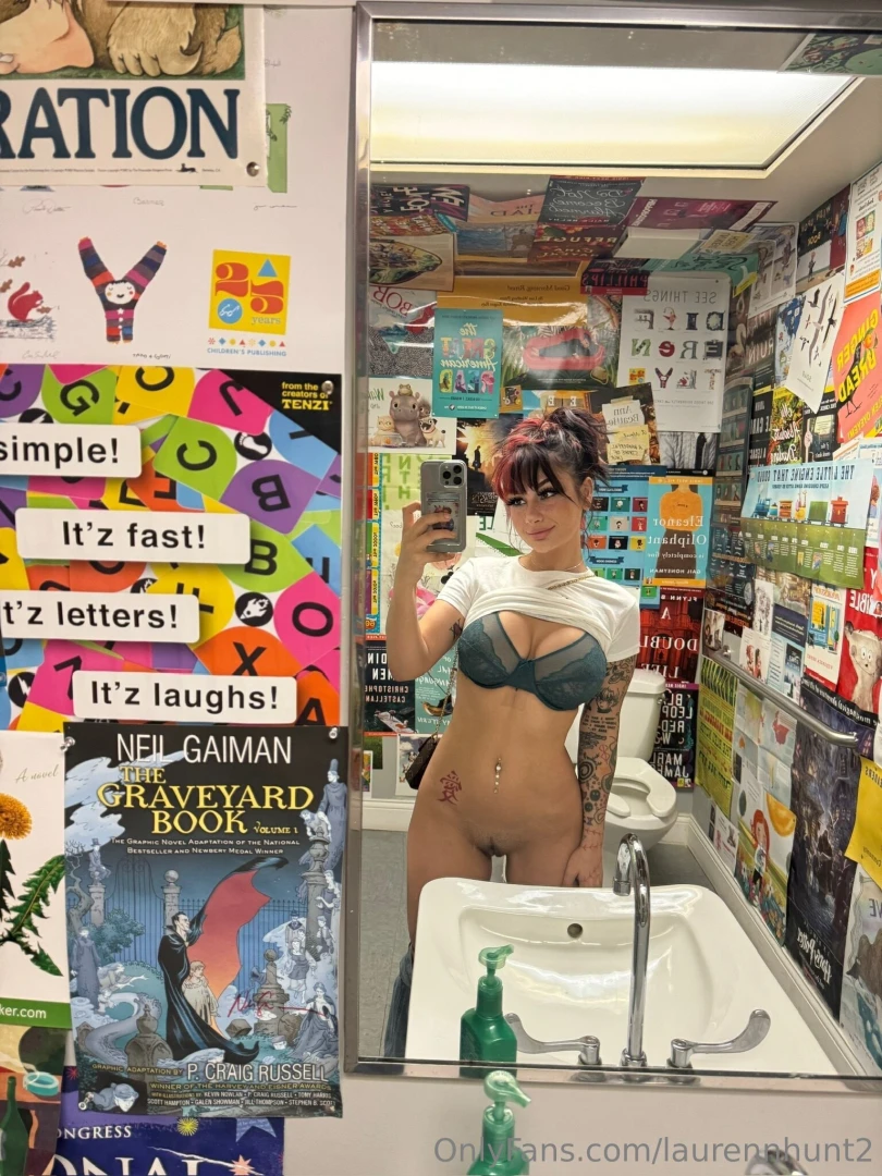 Bookstore nudies 
