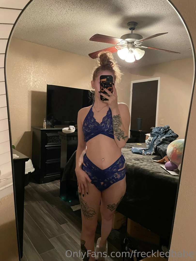 Todays my 25th birthday if anyone wants to spoil me 