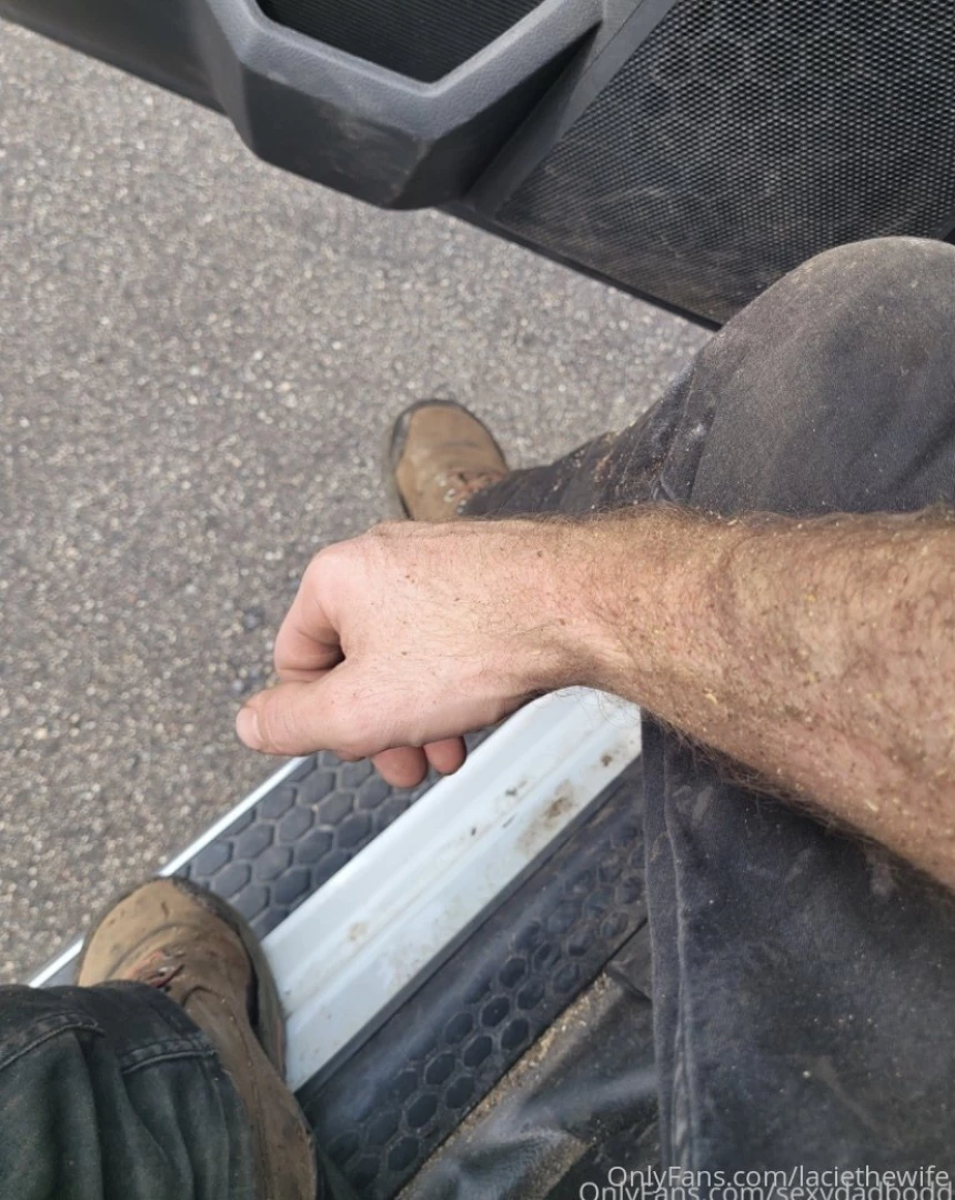 Don t miss out on this sexy daddy free subscription 24 sexydadbodd 