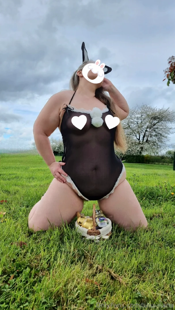 Do you like seeing me at your feet treasure show me your love you will 