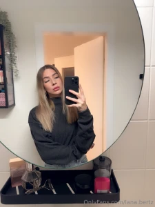 Ich w re heute morgen am liebsten im bett liegen geblieben ich bin