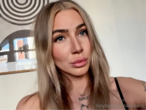 Was kommt dir als erstes in den sinn wenn du mir in die augen schaust