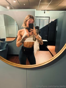 Sportlich ersch pft und bereit mich zu entspannen wie tankst du nach