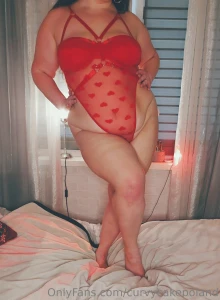 Queenofyourbodyparts