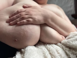 Veins and stretchmarks-all a part of having massive tits -- boobs part 6